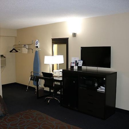 Americas Best Value Inn Giddings Exterior foto